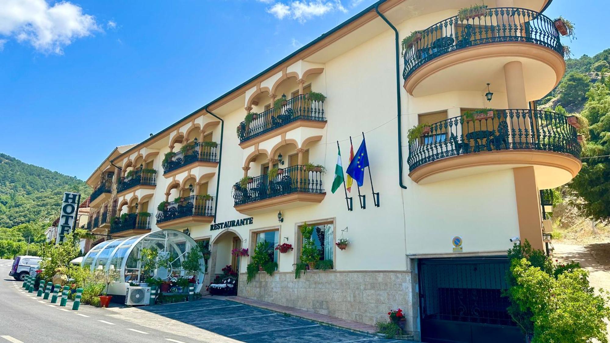 Hotel El Curro Burunchel Zewnętrze zdjęcie